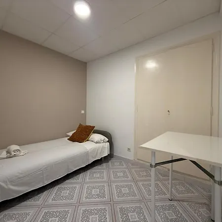 Modernist Apartman *